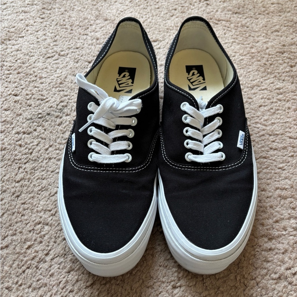 Vans Men's Black Canvas Sneakers